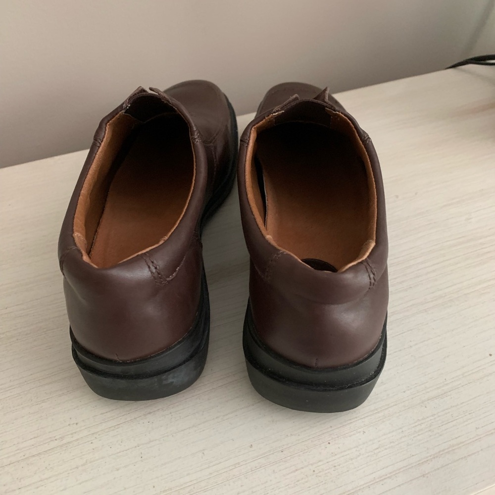 Shoes - Picture 4 of 6